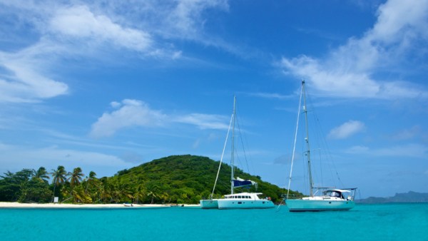 Navigating Your First Charter: Essential Tips from ASA 104 Bareboat Cruising Course