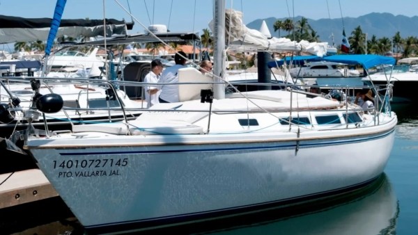 Hold Fast Sailing School, Puerto Vallarta, Mexico ~ American Sailing School